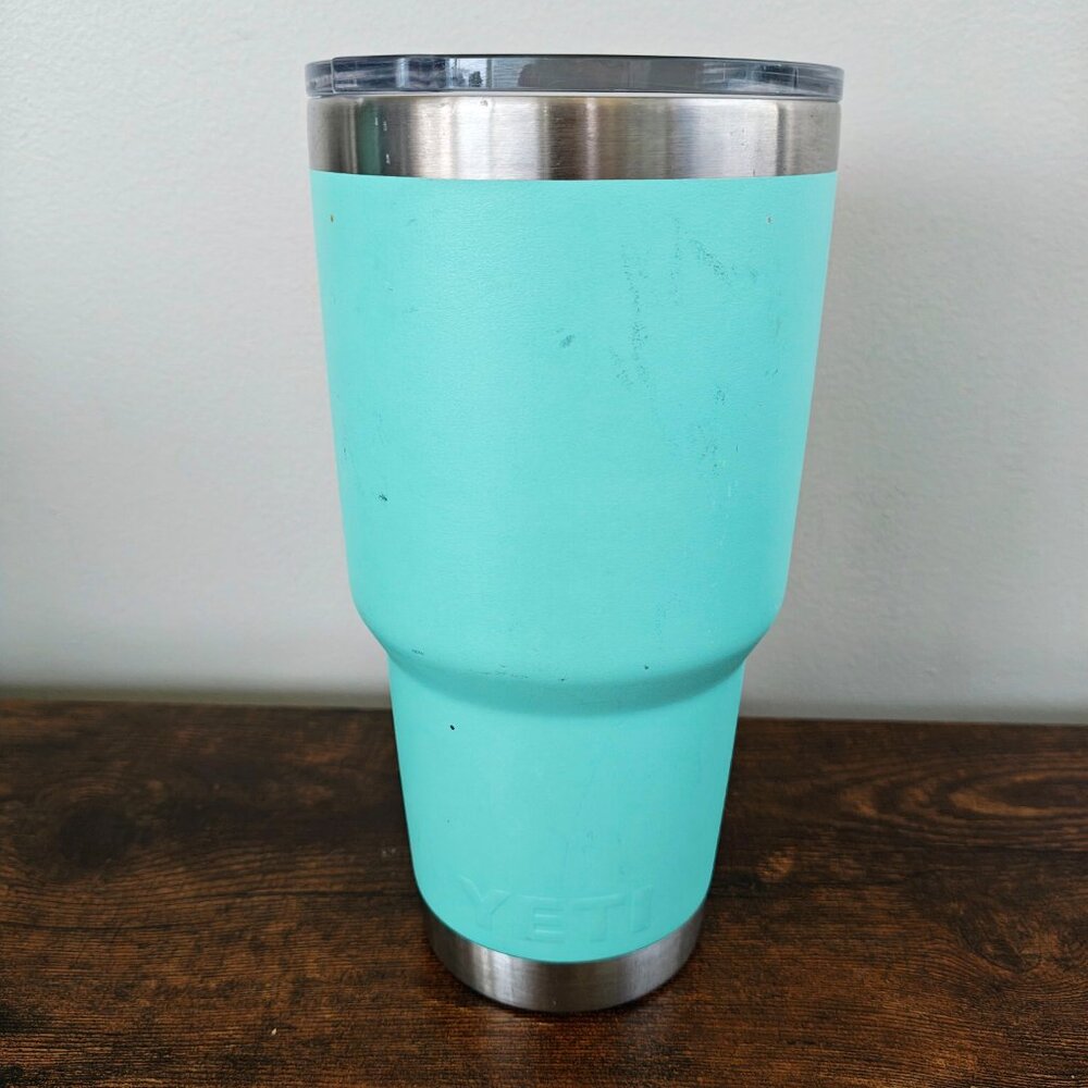 YETI 30 oz Rambler Water Bottle - Picture 5 of 7